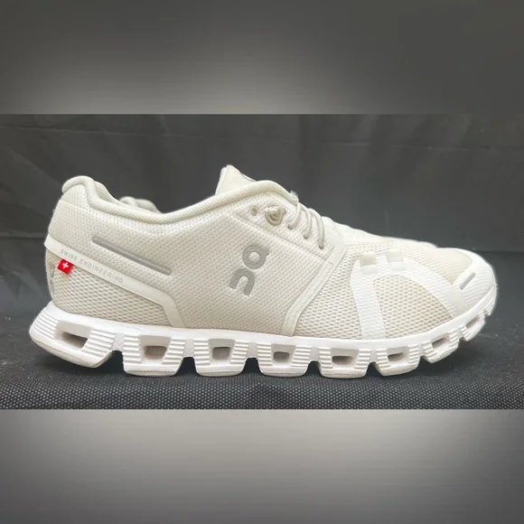 On Running White Athletic Shoes - Picture 2 of 6